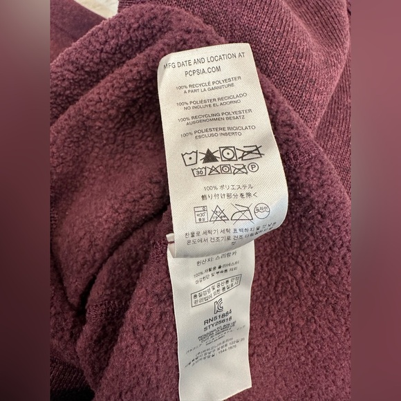 Patagonia Maroon Quarter-Zip Fleece Sweater - Picture 9 of 9